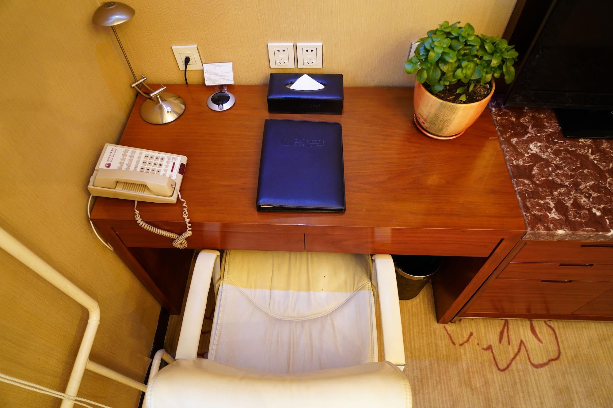 Soluxe Hotel אלמטי מראה חיצוני תמונה